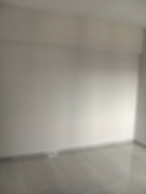 Room in 3 BHK Apartment at Oxford Elegance Apartment Condominium, Wanowrie – for Rent