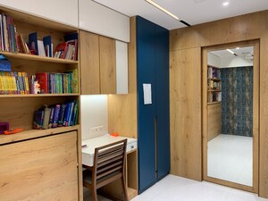 Room in 3 BHK Apartment at Adani Western Heights Sky Apartments, Andheri West – for Sale