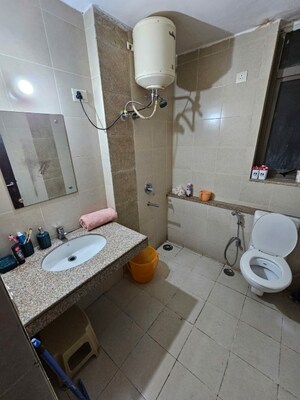 Team Area in 2.5 BHK Builder Floor at SS Southend Elite, Sector 49 – for Rent