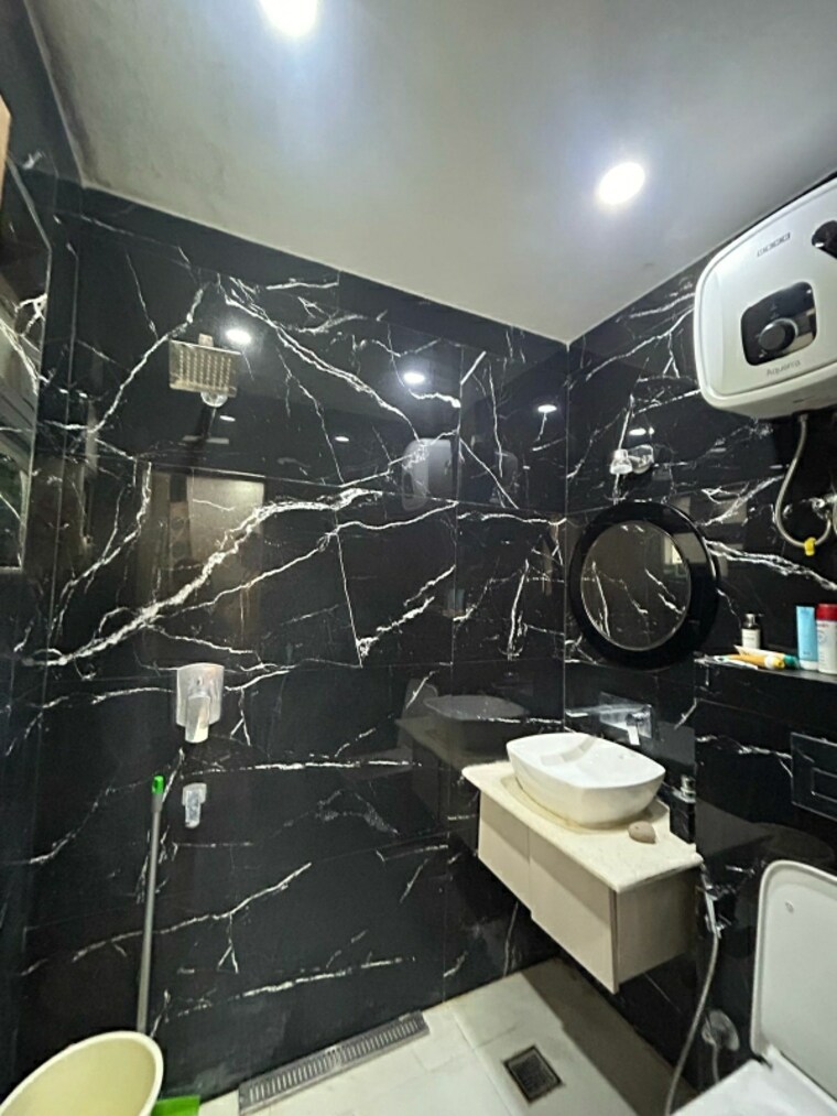 Team Area, s-s-southend 2.5 Bedroom 927 Sq.Ft. Builder Floor In Sector 49 Gurgaon 9330047