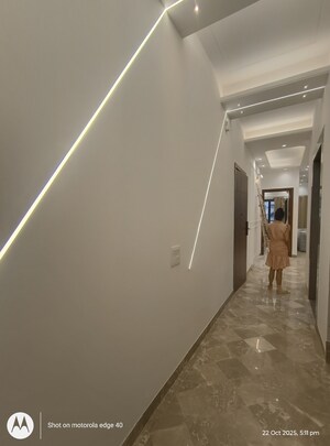  3 BHK Builder Floor at Shivalik Colony – for Rent