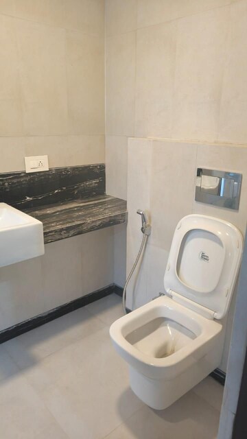Bathroom in 4 BHK Apartment at Sanghi Residency, Prabhadevi – for Rent