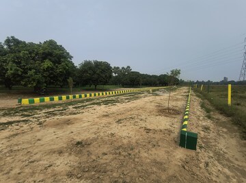  Plot For Sale in Kanpur Road