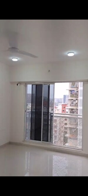 Room in 2.5 BHK Apartment at Kurla East – for Rent