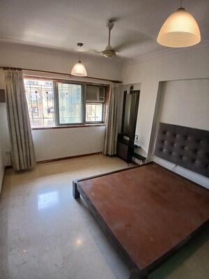 Furnished Amenities in 3 BHK Apartment at Versova View, Andheri West – for Rent