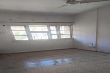 Parking in 2 BHK Apartment at Versova View, Andheri West – for Rent