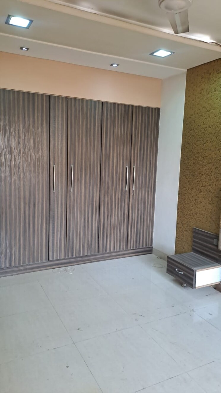 Bathroom, eden-woods-complex 3 Bedroom 1600 Sq.Ft. Apartment In Manpada Thane 9330103