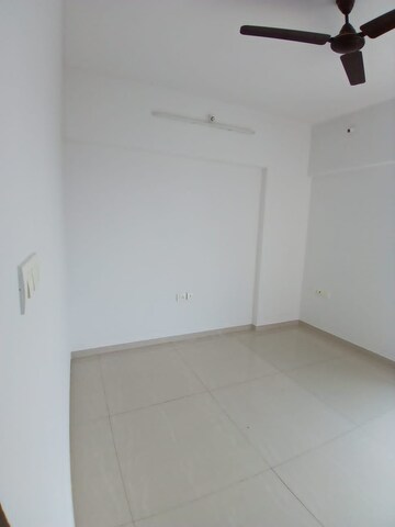 Room in 2 BHK Apartment at Rosa Bella, Ghodbunder Road – for Sale