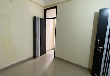 Room in 2 BHK Apartment at DMD Hometech Awas Yojna, Sector 73 – for Sale