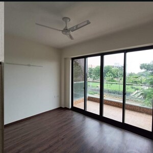 Room in 4 BHK Builder Floor at Adani Samsara Vilasa, Sector 63 – for Sale
