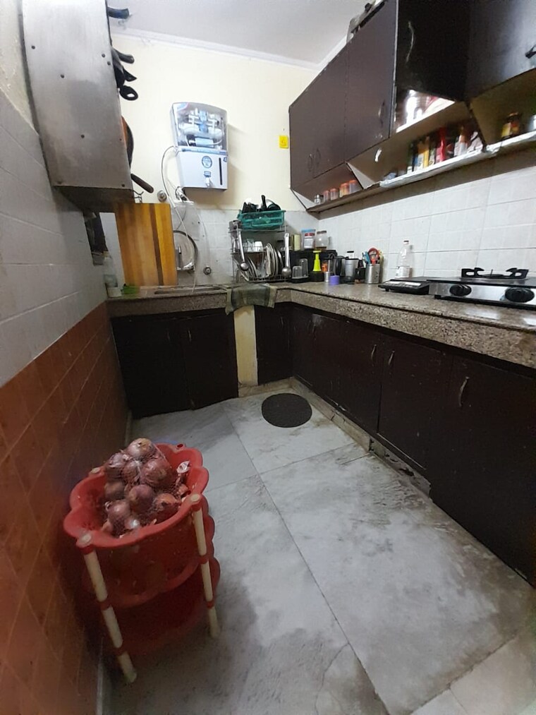 Kitchen, kishangarh 3 Bedroom 1200 Sq.Ft. Builder Floor In Kishangarh Delhi 9330123