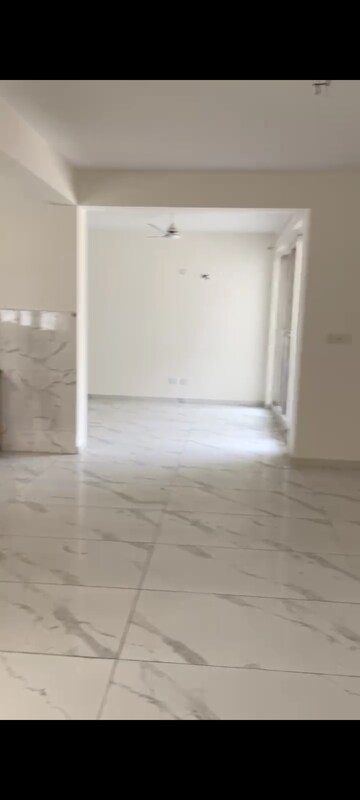 Room in 3.5 BHK Apartment at NK Sharma Savitry Greens, Lohgarh – for Rent