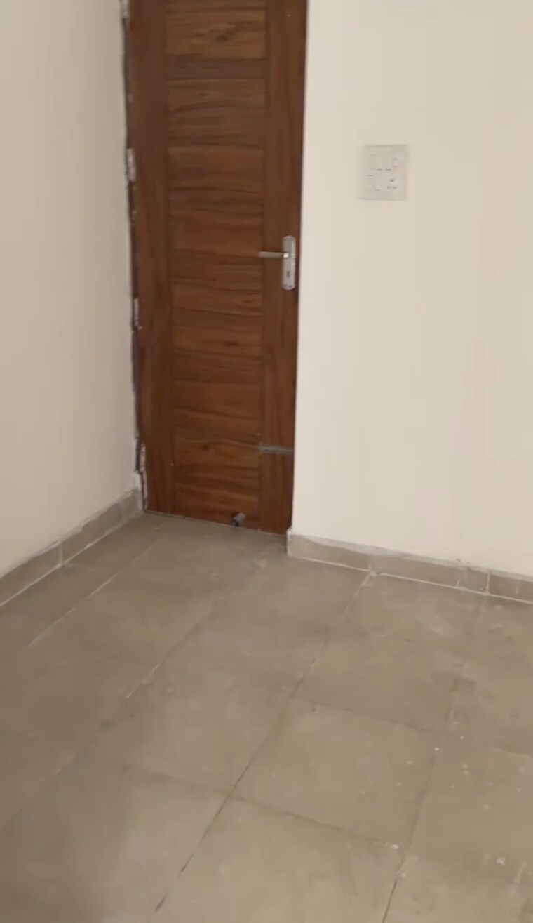 Room, nk-sharma-savitry-greens 3.5 Bedroom 1840 Sq.Ft. Apartment In Lohgarh Zirakpur 9330166