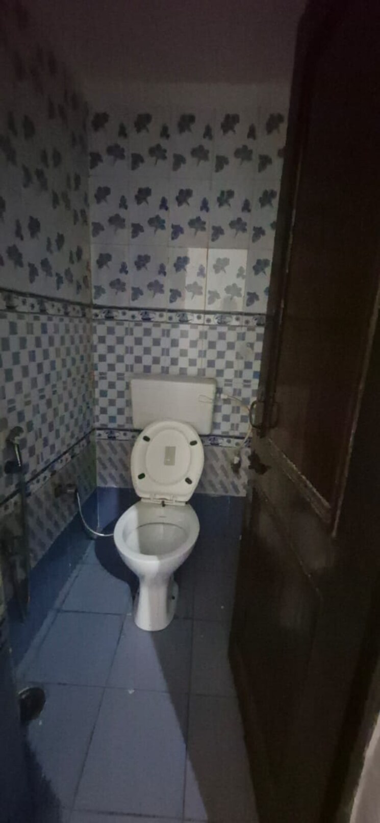 Bathroom, sector 3 1.5 Bedroom 160 Sq.Ft. Independent House In Sector 3 Faridabad 9330168