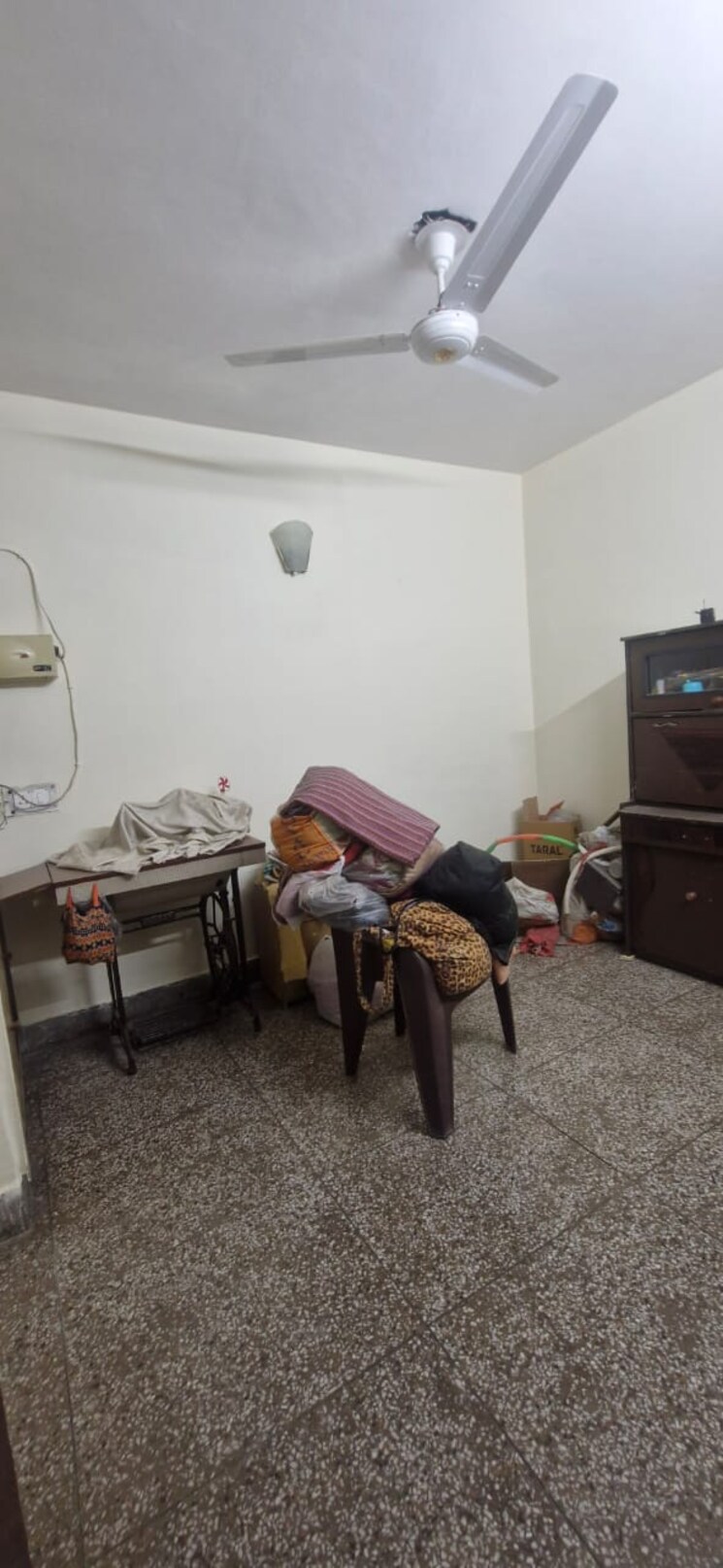 Living Room, sector 3 1.5 Bedroom 160 Sq.Ft. Independent House In Sector 3 Faridabad 9330168