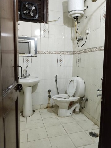 Bathroom in 2 BHK Builder Floor at Malviya Nagar – for Rent