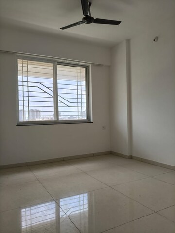 Room in 3 BHK Apartment at Truspace Prima Angulus, Balewadi – for Rent