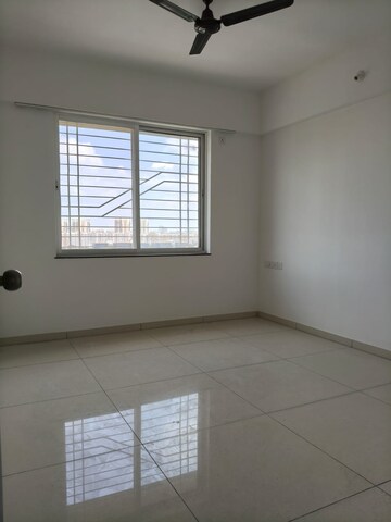 Room in 3 BHK Apartment at Truspace Prima Angulus, Balewadi – for Rent