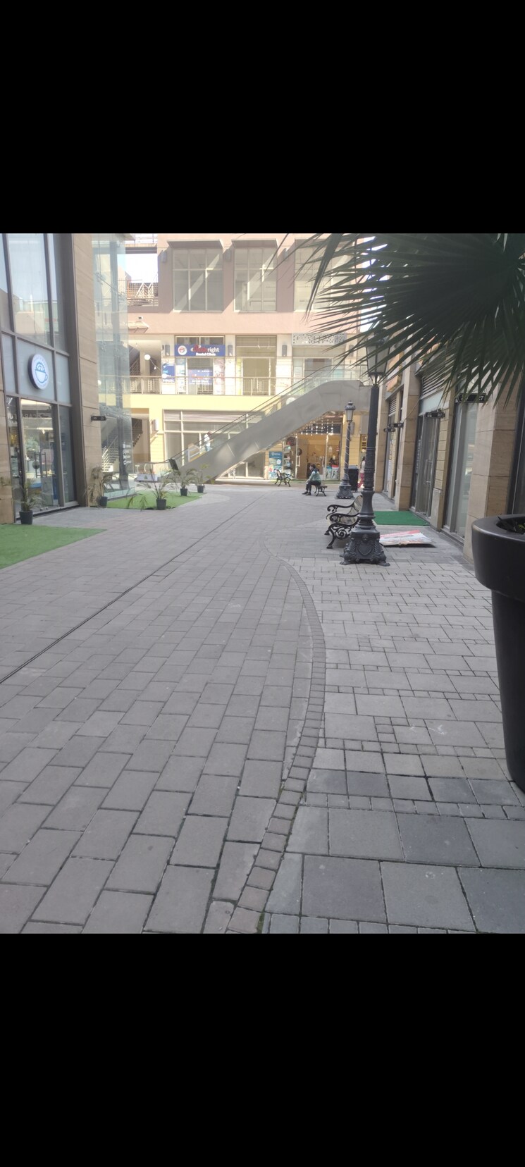  Parking, m3m-urbana Commercial Shop 1000 Sq.Ft. In Sector 67 Gurgaon 9330187