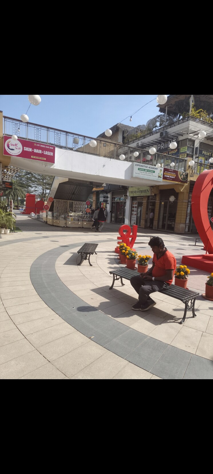  Parking, m3m-urbana Commercial Shop 450 Sq.Ft. In Sector 67 Gurgaon 9330193