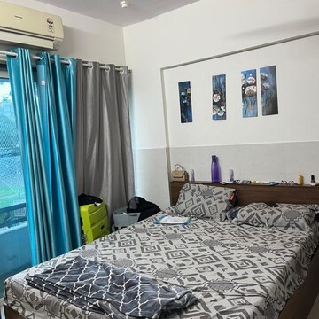 Bedroom in 1 BHK Apartment at Kaveri Tower Andheri West, Industrial Area – for Rent