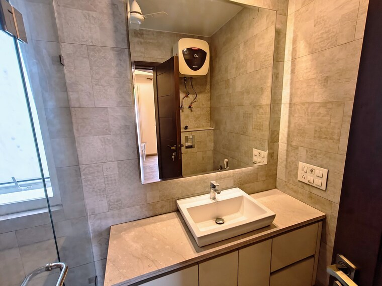 Bathroom, greater kailash i 3 Bedroom 2000 Sq.Ft. Builder Floor In Greater Kailash I Delhi 9330221