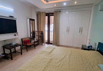 Bedroom in 4 BHK Builder Floor at Sukhdev Vihar – for Sale