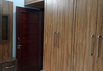 Furnished Amenities in 2 BHK Builder Floor at Sector 25 – for Rent