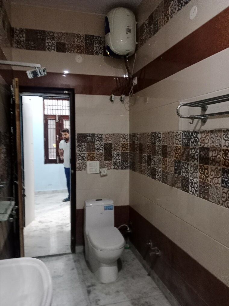 Bathroom, sector 25 2 Bedroom 1085 Sq.Ft. Builder Floor In Sector 25 Panipat 9330246