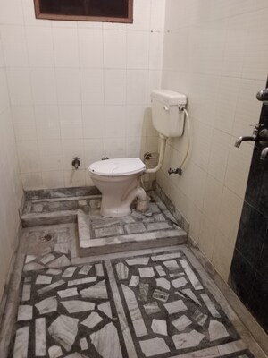 Bathroom in 2 BHK Builder Floor at Sector 25 – for Rent