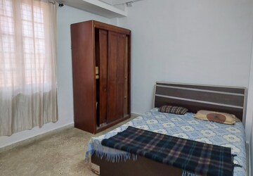 Bedroom in 1 BHK Apartment at Koregaon Park – for Rent