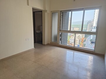 2 BHK Apartment For Rent in Omkar Signet, Malad East