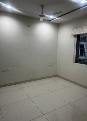 Room in 3 BHK Apartment at Aparna Sarovar Zenith, Nallagandla – for Rent