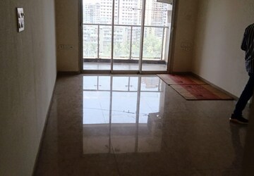 Room in 2 BHK Apartment at JP Decks, Goregaon East – for Sale