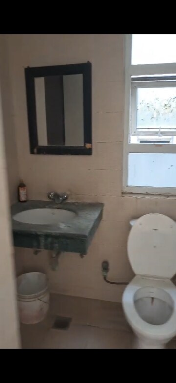 Master Bedroom in 3 BHK Builder Floor at BPTP District, Sector 81 – for Rent
