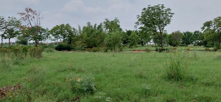 undefined, supertech-golf-country-plots  200 Sq.Yd. Plot In Sector 22b Yamuna Expressway Greater Noida 9330301