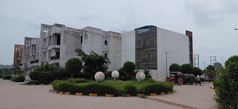 Exterior View, supertech-golf-country-plots  200 Sq.Yd. Plot In Sector 22b Yamuna Expressway Greater Noida 9330301