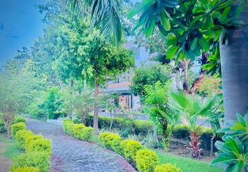Plot – Garden View at Zestha Bhagirath Vihar Residency, Sector 27 Yamuna Expressway - for Sale