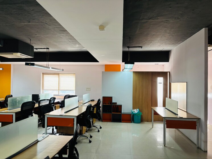 Team Area, madhapur Commercial Office Space 3025 Sq.Ft. In Madhapur Hyderabad 9330321