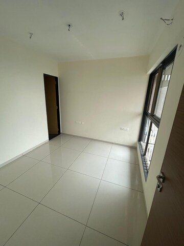 Master Bedroom in 1 BHK Apartment at Chandak 34 Park Estate, Goregaon West – for Rent