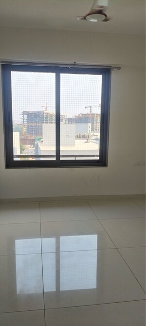 3.5 BHK Apartment For Rent in Shantigram