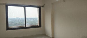 Room in 3.5 BHK Apartment at Shantigram – for Rent