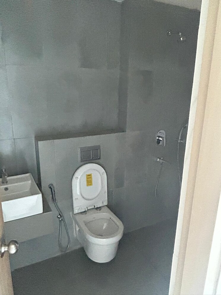 Attached Bathroom, rajesh-raj-infinia 4 Bedroom 1563 Sq.Ft. Apartment In Malad West Mumbai 9330340