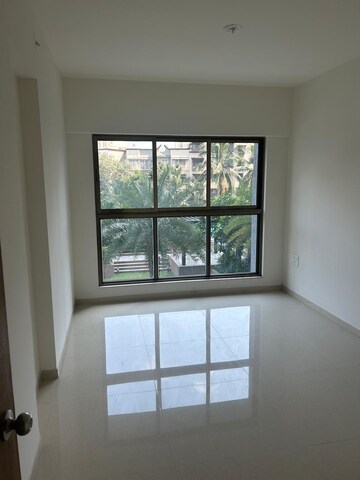 Bedroom in 4 BHK Apartment at Rajesh Raj Infinia, Malad West – for Rent