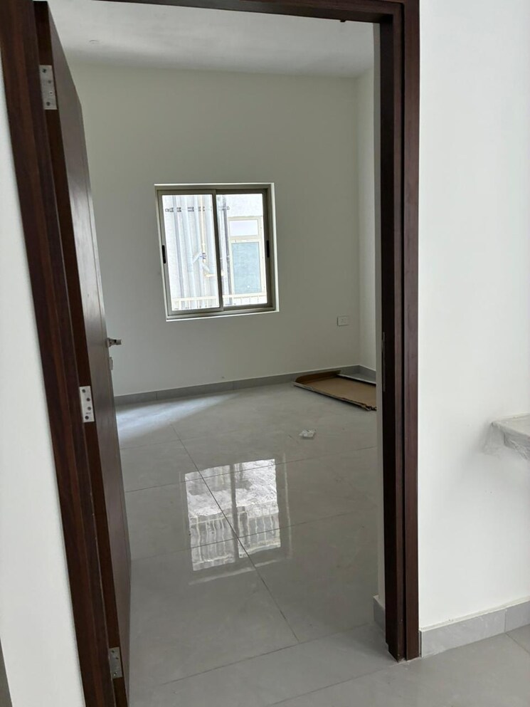 Room, hallmark-treasor 3 Bedroom 2040 Sq.Ft. Apartment In Narsingi Hyderabad 9330380