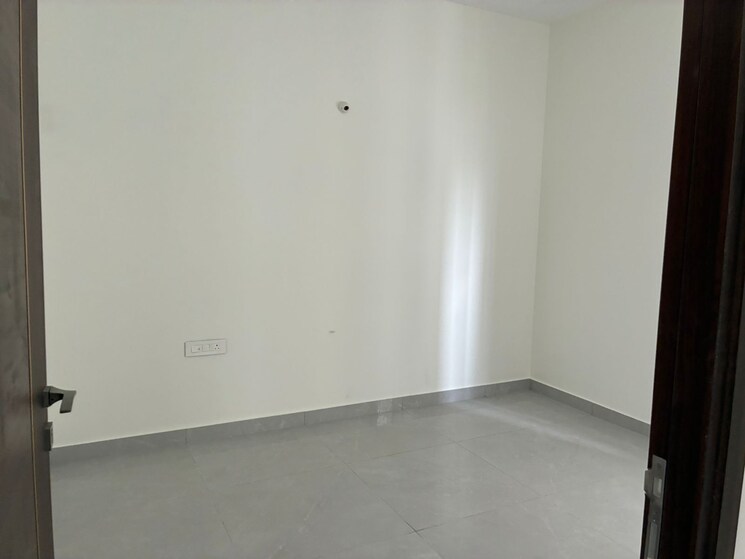 Room, hallmark-treasor 3 Bedroom 2040 Sq.Ft. Apartment In Narsingi Hyderabad 9330380