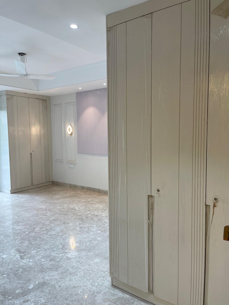 undefined, sector 45 4 Bedroom 342 Sq.Yd. Apartment In Sector 45 Gurgaon 9330394