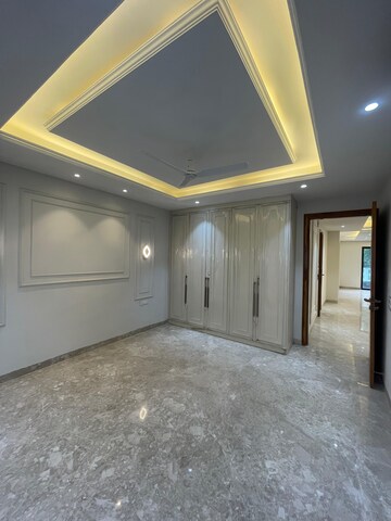 Building Lobby in 4 BHK Apartment at Sector 45 – for Sale