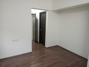 1 BHK Apartment For Rent in Raymond Ten X Habitat, Pokhran Road No Two