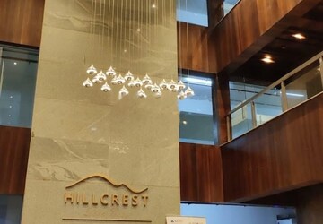 2 BHK Apartment at Hubtown Hillcrest, Andheri East – for Sale